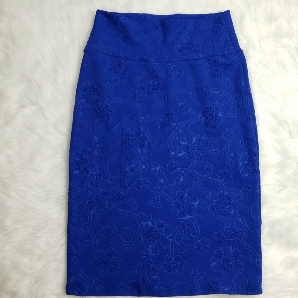 LuLaRue Cassie skirt.